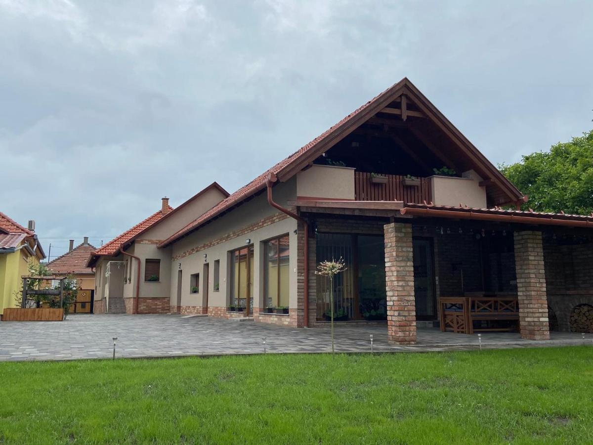 Benige Vendeghaz Demjén Exterior foto